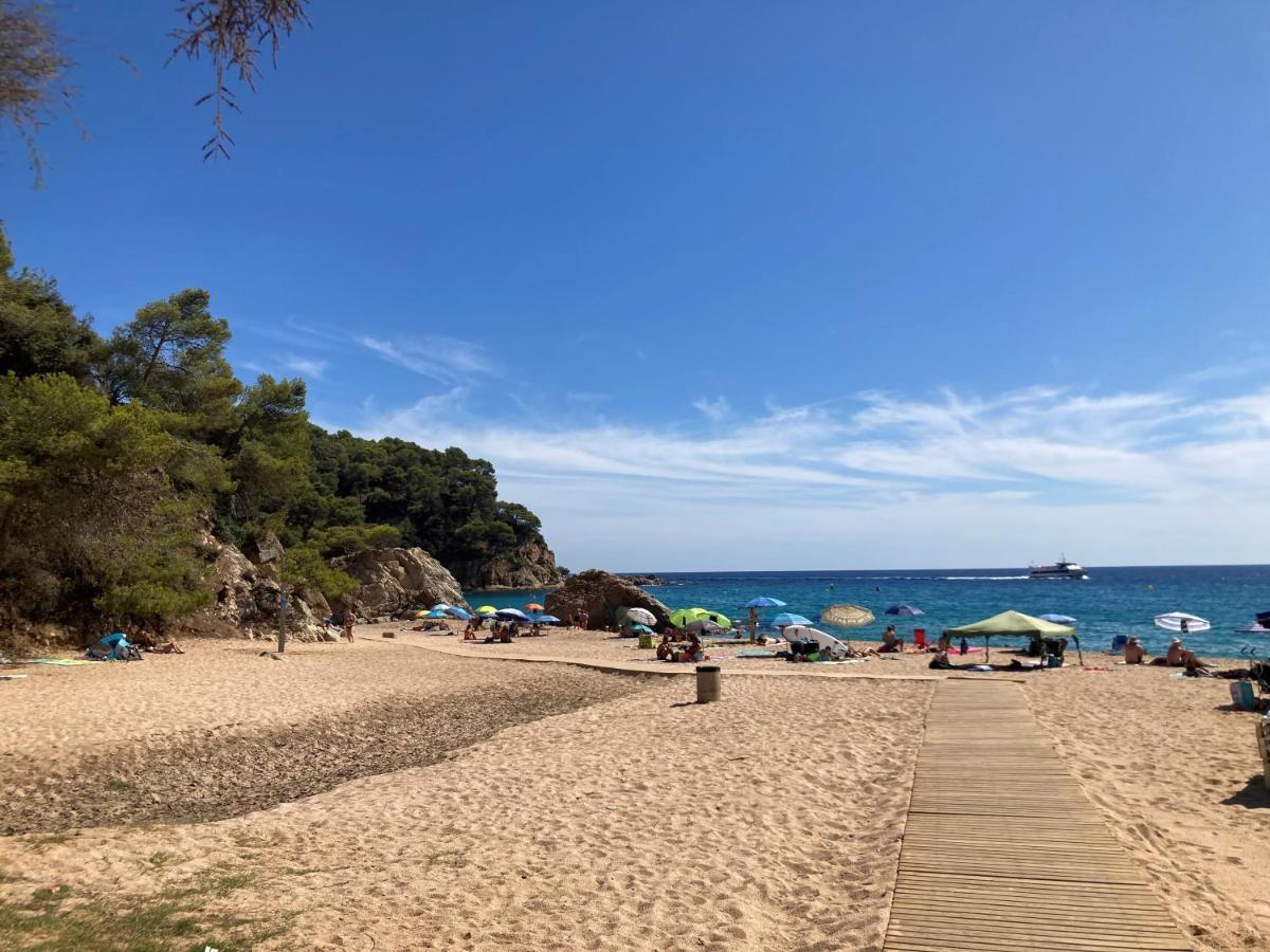 Albatross Mobile Homes On Cala Canyelles Lloret de Mar