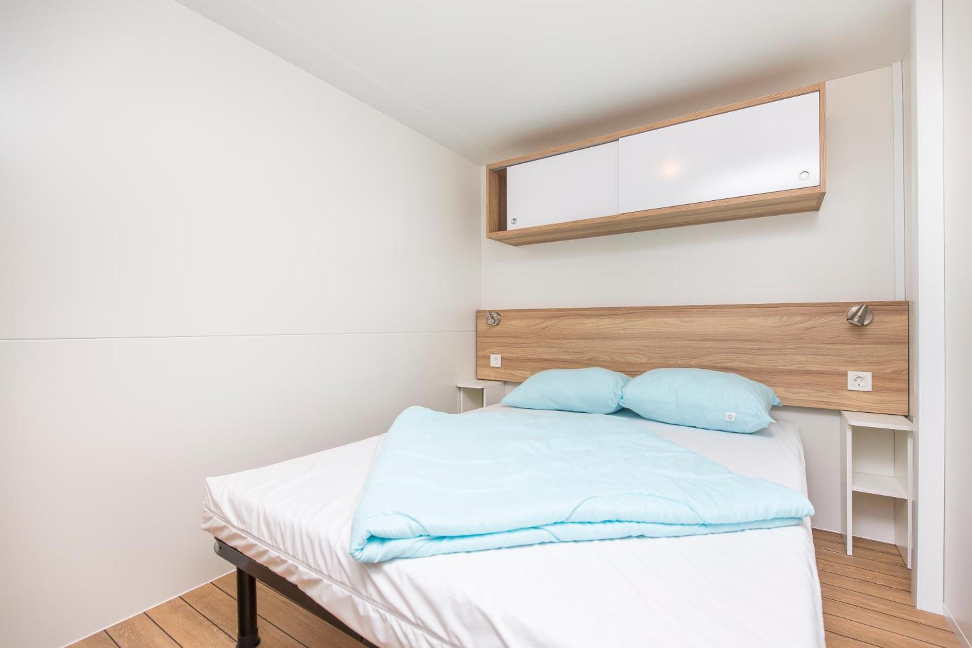 Albatross Mobile Homes On Cala Canyelles Camping *